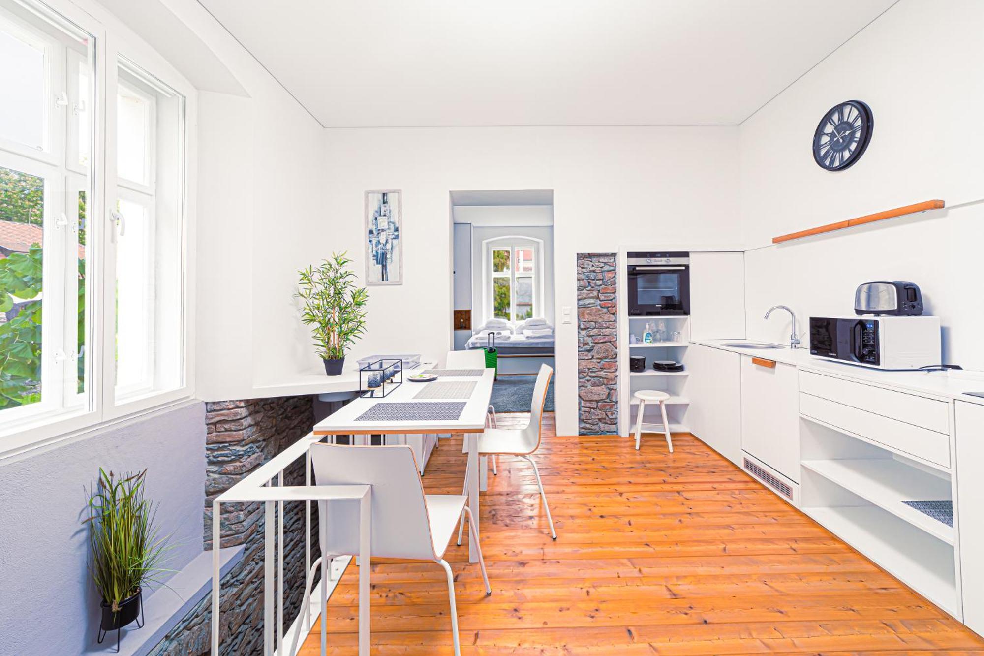 Komló Apartman - Mátyás Apartman Kőszeg Kültér fotó